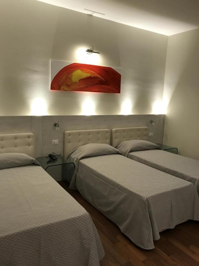 Confidence Hotel San Silvestro San Prospero Dış mekan fotoğraf